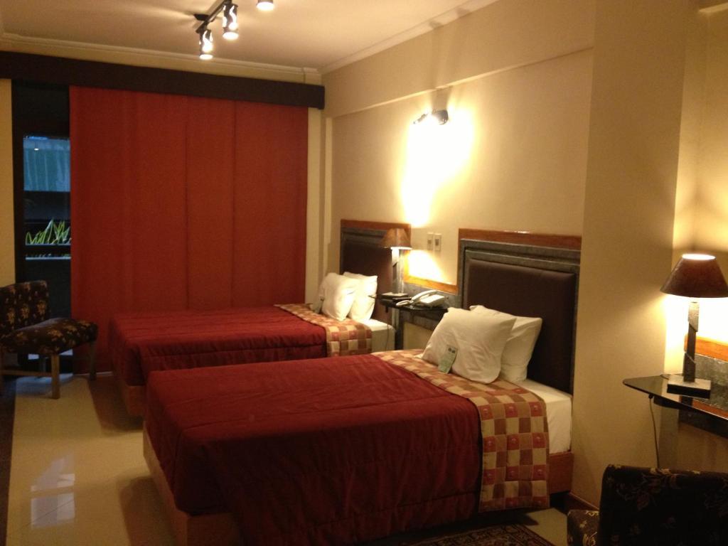 Aspen Hotel & Apart Asuncion Room photo